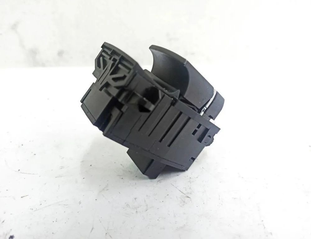 BMW 5 Series F10/F11 (2009-2017) Кнопка ручного гальма 11341409383380367,9217594,921759403,140426,32143701,3214370101 32866040