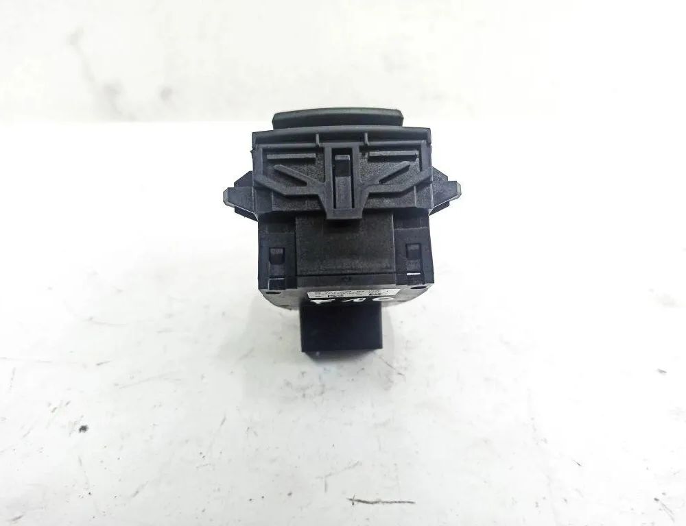 BMW 5 Series F10/F11 (2009-2017) Кнопка ручного гальма 11341409383380367,9217594,921759403,140426,32143701,3214370101 32866040