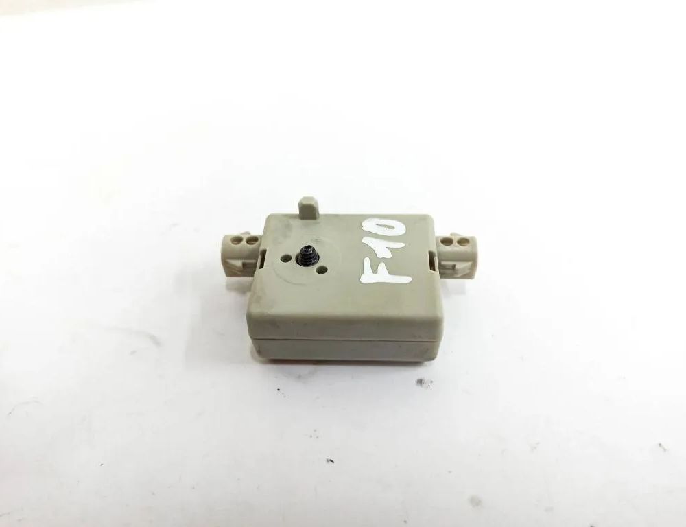 BMW 5 Series F10/F11 (2009-2017) Антенный модуль 9118262,28213319,213675,21367510,911826206 32866201