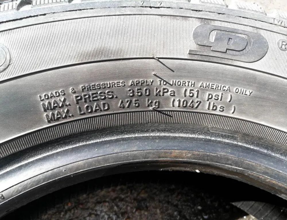 TOYOTA Prius 2 generation (XW20) (2003-2011) Шина 027696,17570R13 32876863