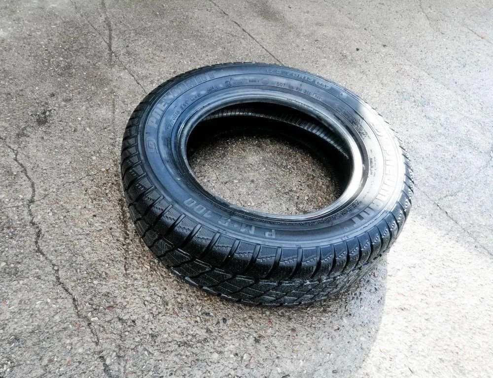 TOYOTA Prius 2 generation (XW20) (2003-2011) Шина 027696,17570R13 32876863