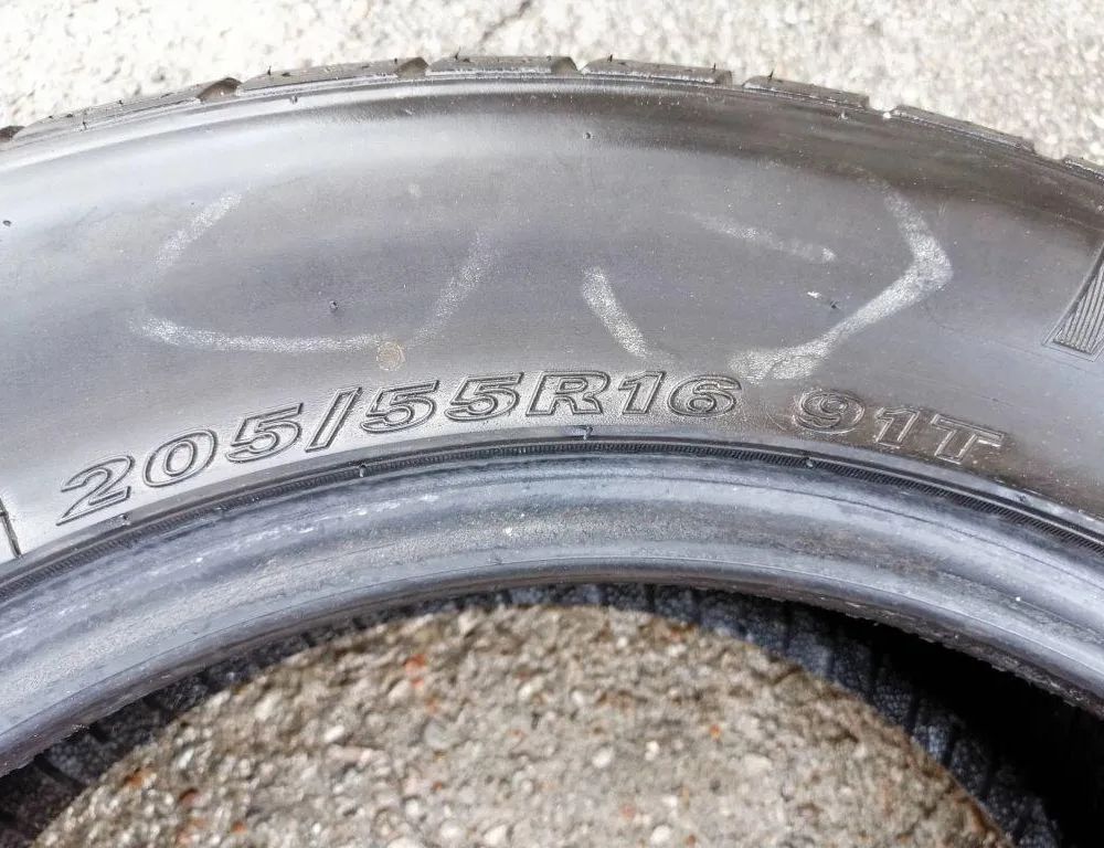 MERCEDES-BENZ M-Class W164 (2005-2011) Шина 20555R16,012710 32876864