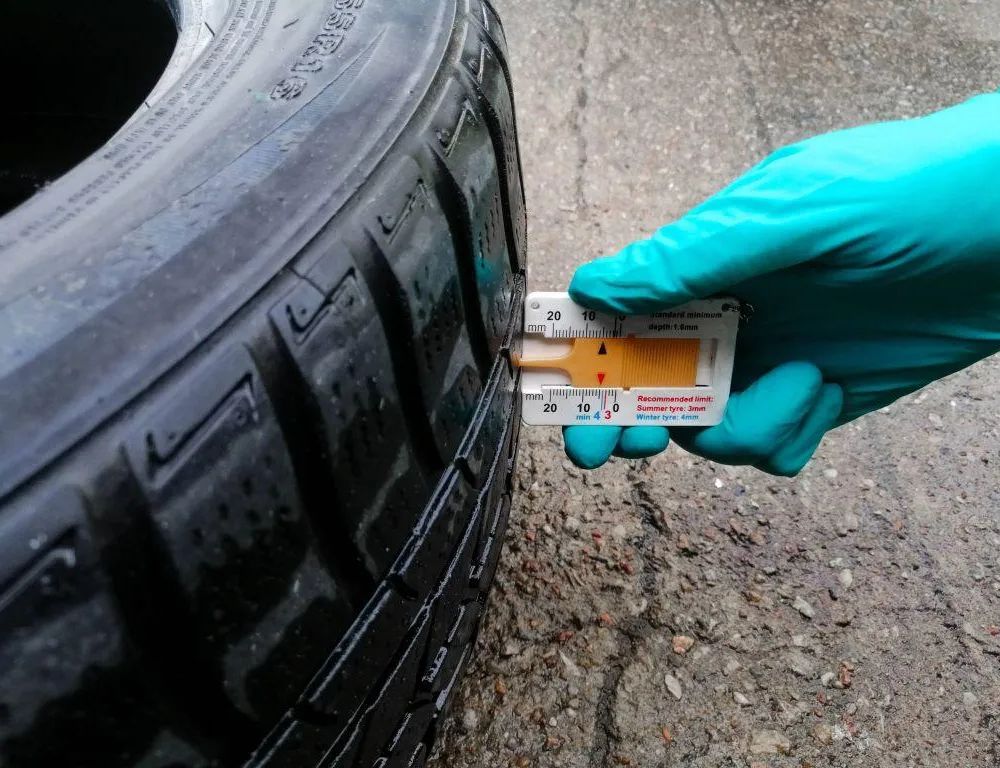 MERCEDES-BENZ M-Class W164 (2005-2011) Шина 20555R16,012710 32876864