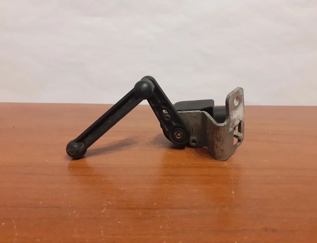 BMW 5 Series Gran Turismo F07 (2010-2017) Передній лівий датчик рівня 6784075,#7552,37.14-6752797-01,6752797 14134237