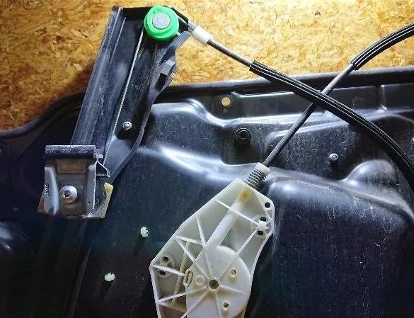 VOLKSWAGEN Passat B6 (2005-2010) Маторчик стеклоподъемника передней левой двери 3C0035454,1K0959701P,1K0959793L,3C1837755L 28145722