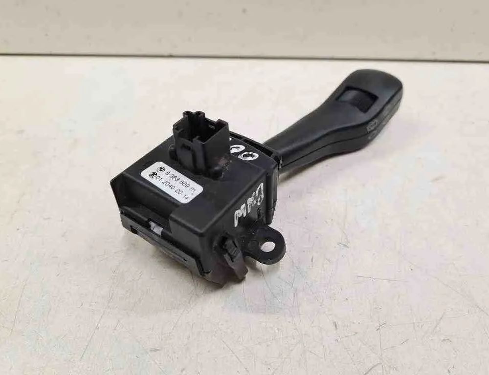 BMW X3 E83 (2003-2010) Керування склоочисником 8363669,8363669M 32723270