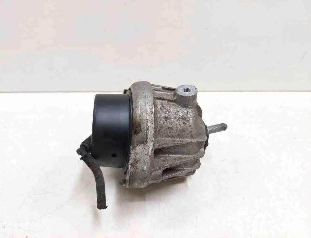 BMW 3 Series E90/E91/E92/E93 (2004-2013) Переднє кріплення двигуна 139811,13981112 32725284