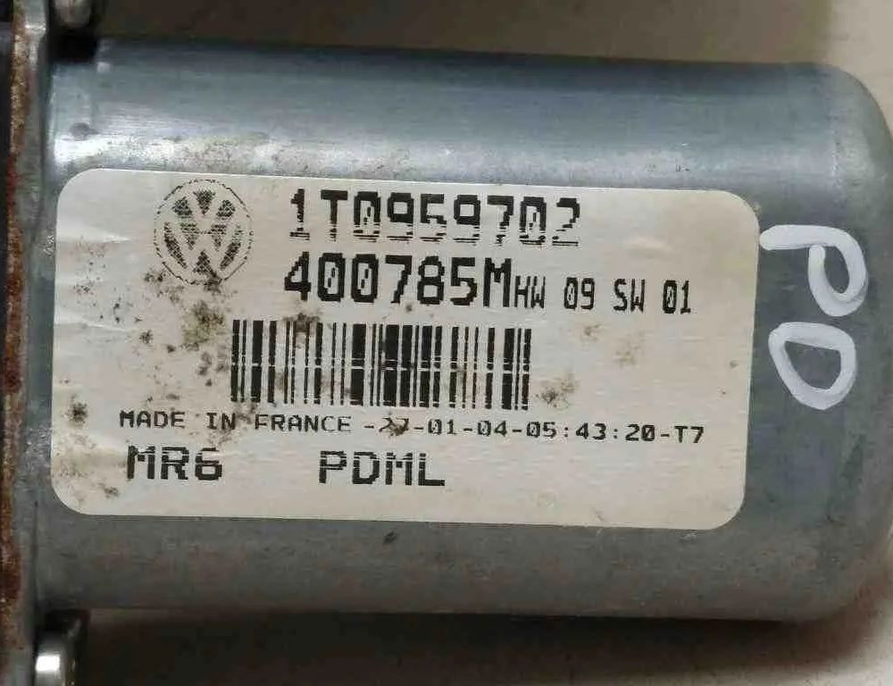 VOLKSWAGEN Touran 1 generation (2003-2015) Мотор регулятора вікна лівої передньої двері 400785M,1K0959792C,1T0959702 32725646