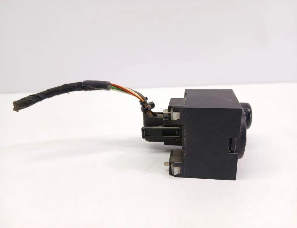 AUDI A4 B5/8D (1994-2001) Переключатель регулировки зеркала 8D0959565 31403505