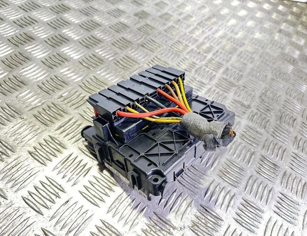 CITROËN Xsara Picasso 1 generation (1999-2010) Блок предохранителей U118470003L 30519607