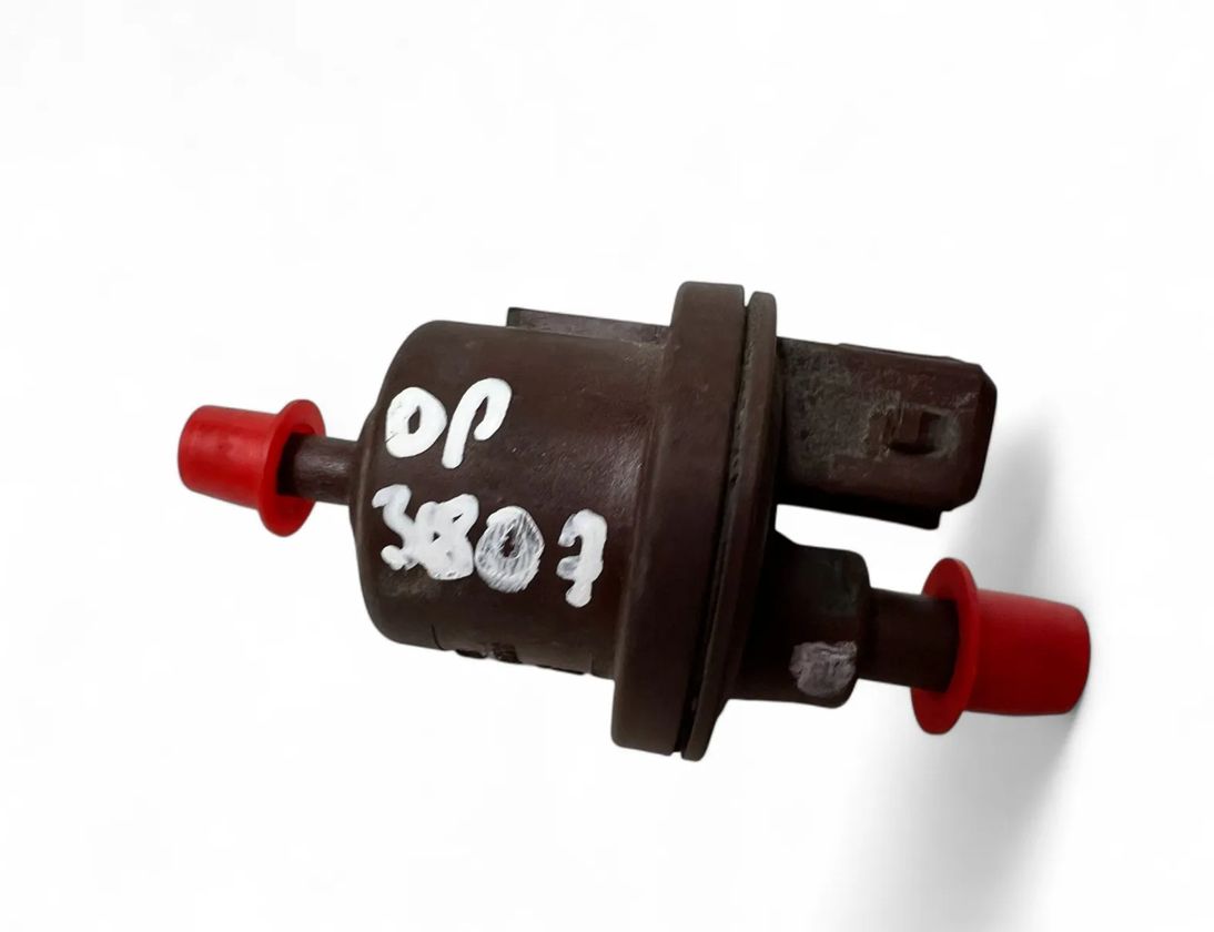 CITROËN Xsara 1 generation (1997-2004) Вакуумный клапан 2580008B 32048026