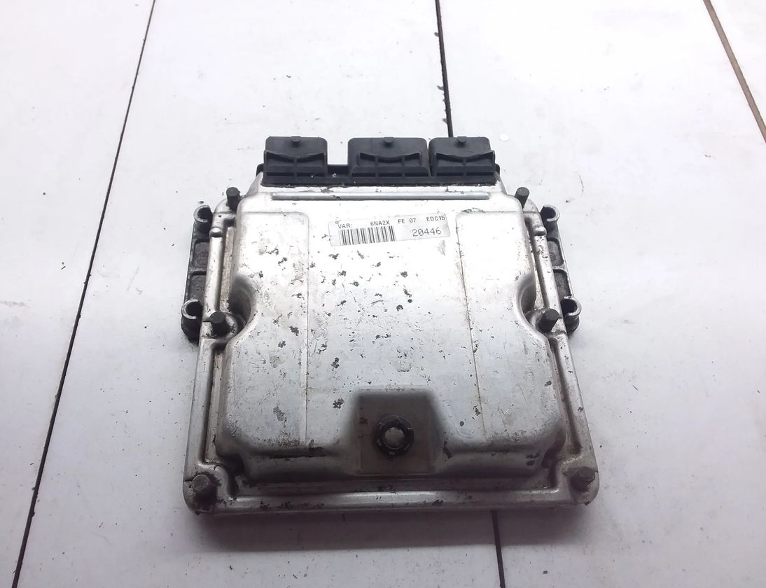 CITROËN Xsara Picasso 1 generation (1999-2010) Блок управления двигателем 0281010595 31155428
