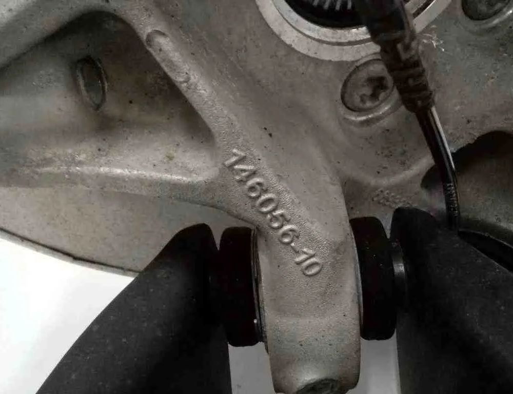 BMW i4 1 generation (2021-2024) Маточина заднього правого колеса 8834819,6303884,5878633,14605610 32602259