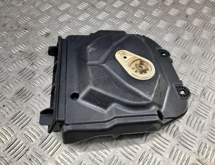 BMW 6 Series F06/F12/F13 (2010-2018) Сабвуфер 9169685,916968502,6513916968502 23992254