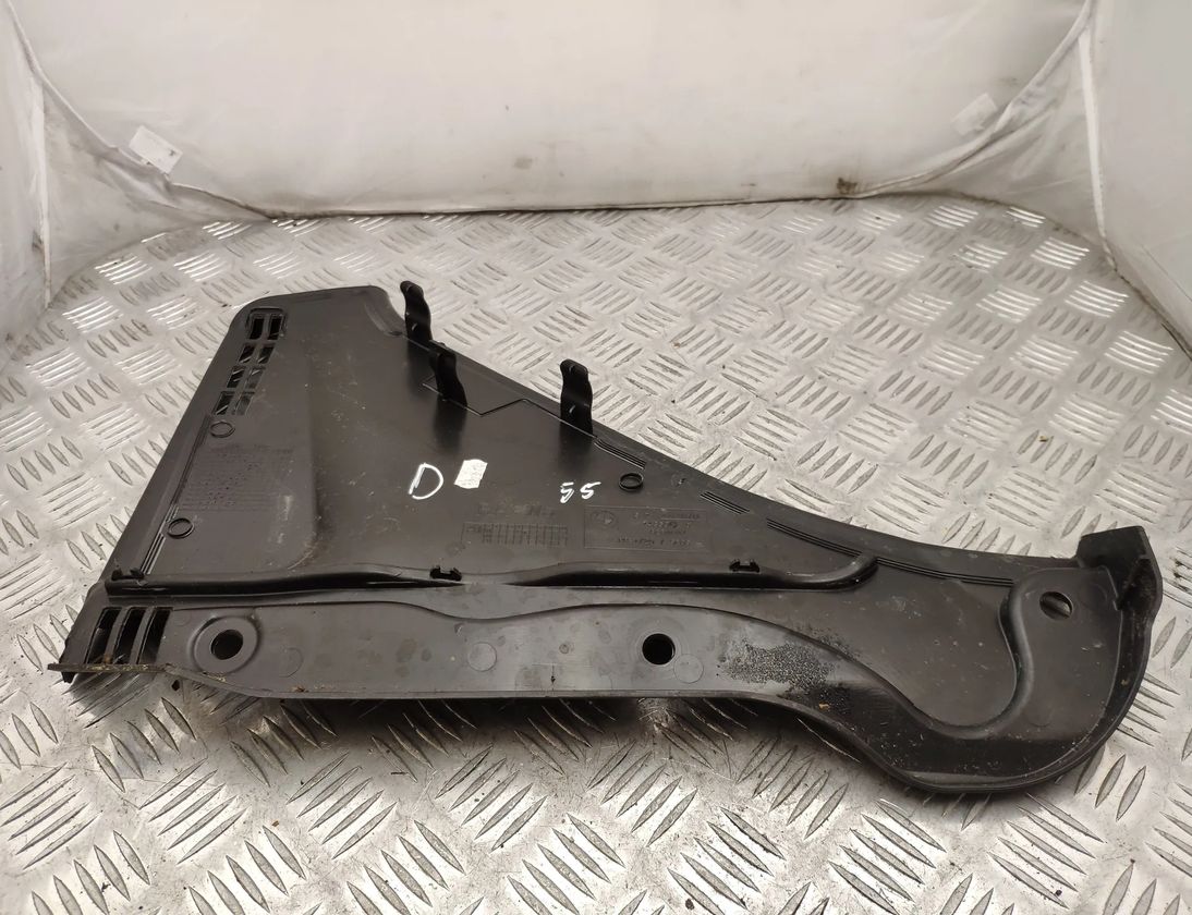 BMW 5 Series F10/F11 (2009-2017) Обшивка капота склоочисника 7216978,51717216978 13859008