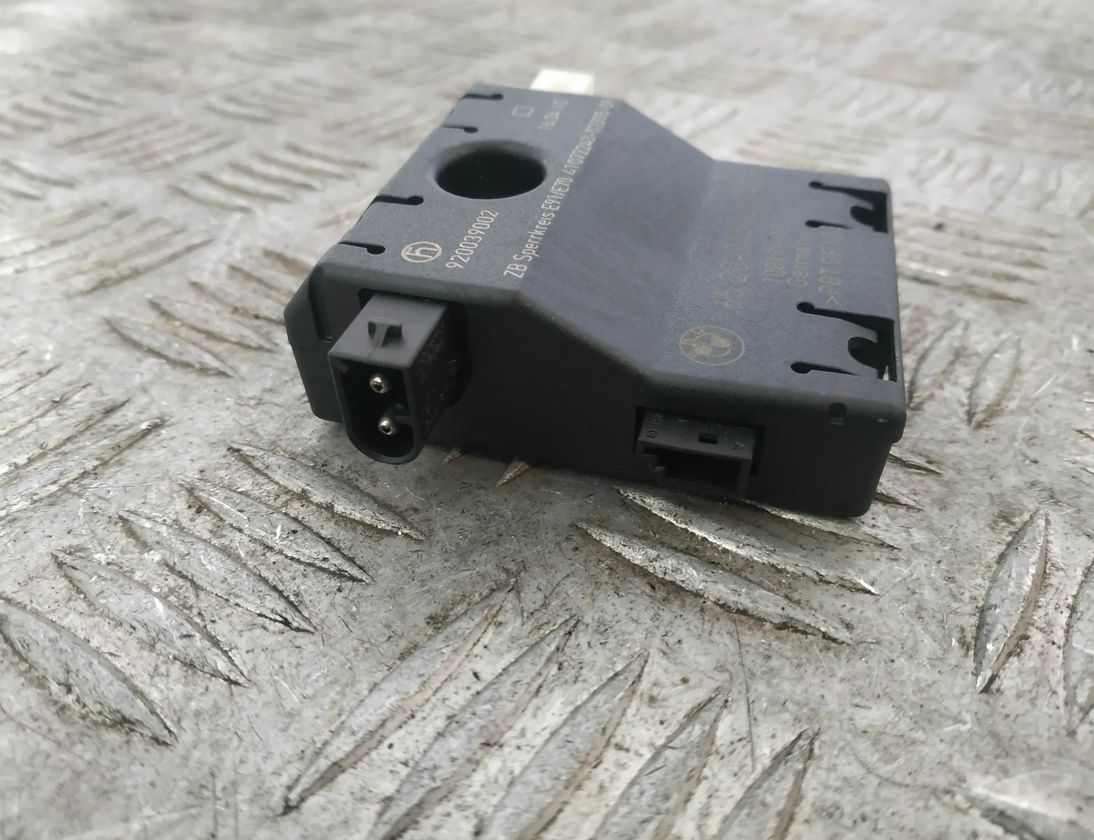 BMW X5 E70 (2006-2013) Антенный модуль 9141491 18308038