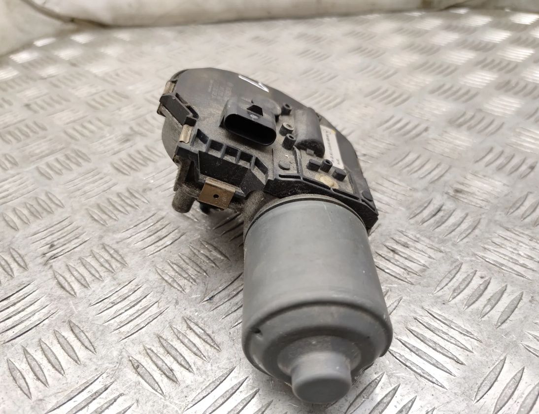 MERCEDES-BENZ C-Class W204/S204/C204 (2004-2015) Моторчик передних стеклоочистителей 1397220667,3397021441 26924333