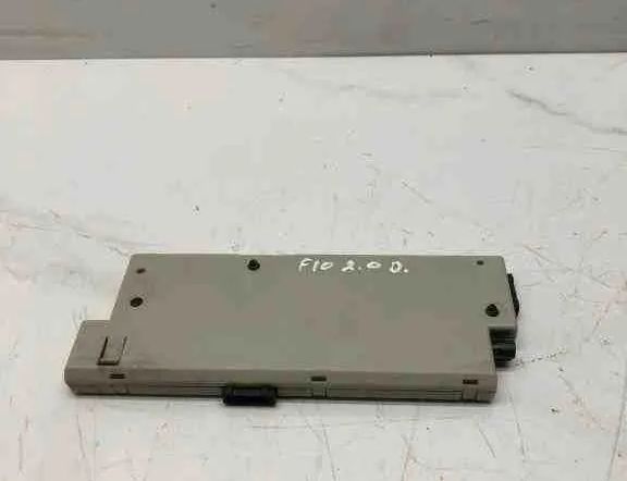 BMW 5 Series F10/F11 (2009-2017) Антенный модуль 21367510,868MB2,9229007 32604950