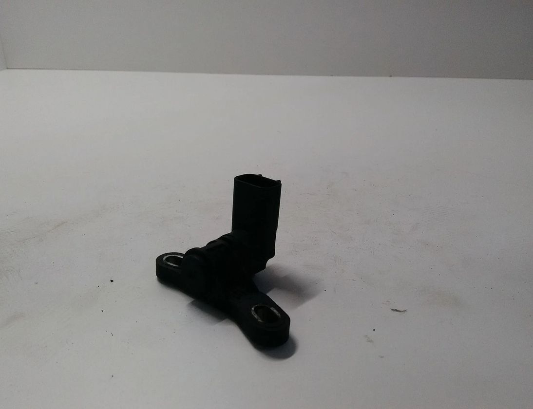 MAZDA 6 GG (2002-2007) Датчик положения коленчатого вала 6M8G6C315 28415599