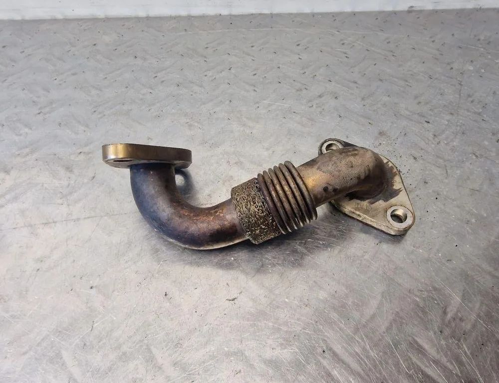 VOLKSWAGEN Variant VII TDI (2014-2024) Трубка рециркуляции отработавших газов 038131521CC 31241260