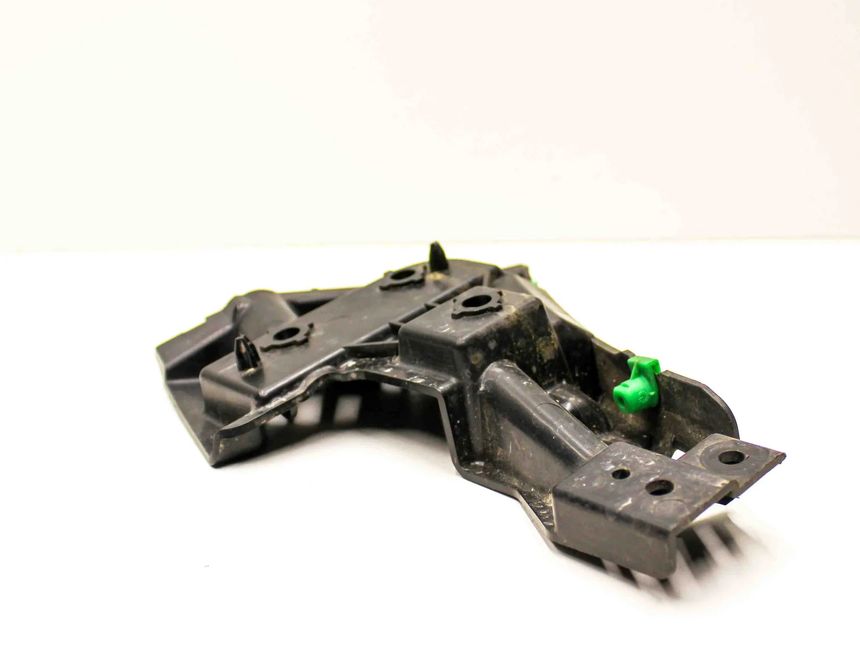 VOLVO V60 1 generation (2010-2020) Держатель бампера передний правый 31425464 32396688