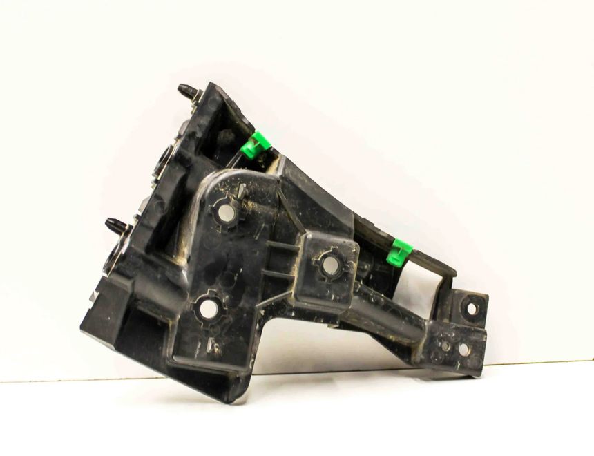VOLVO V60 1 generation (2010-2020) Держатель бампера передний правый 31425464 32396688