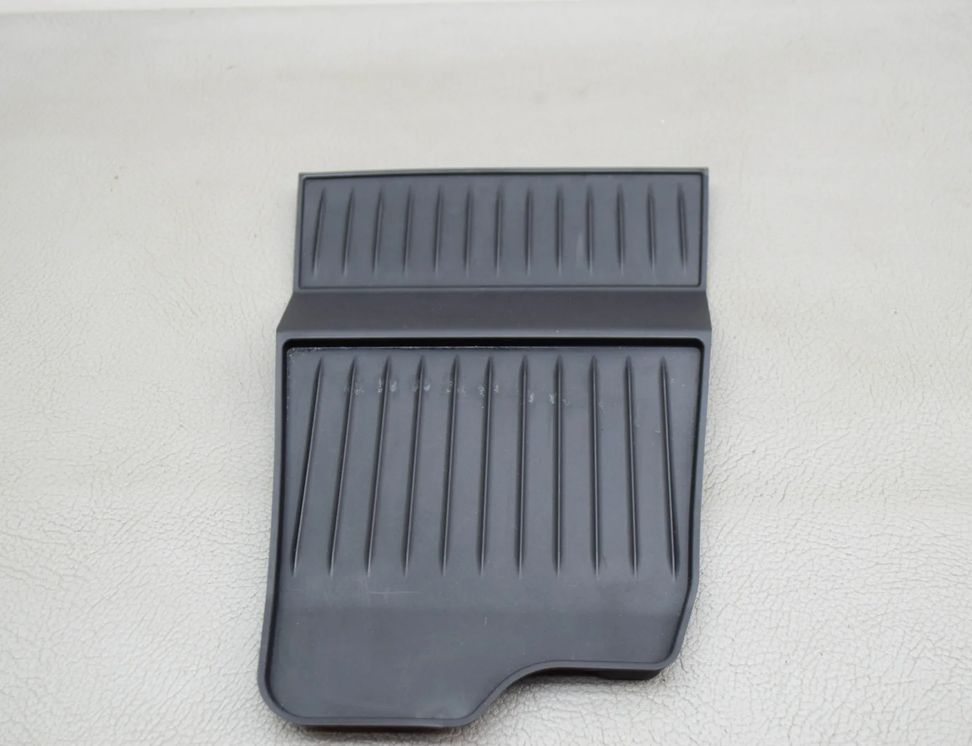 BMW 6 Series F06/F12/F13 (2010-2018) Другие части внутренней панели 9226138,9217616 17518360