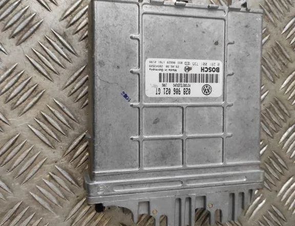 VOLKSWAGEN Passat B7 (2010-2015) Блок управления двигателем 0281001735,028906021GT 31570086