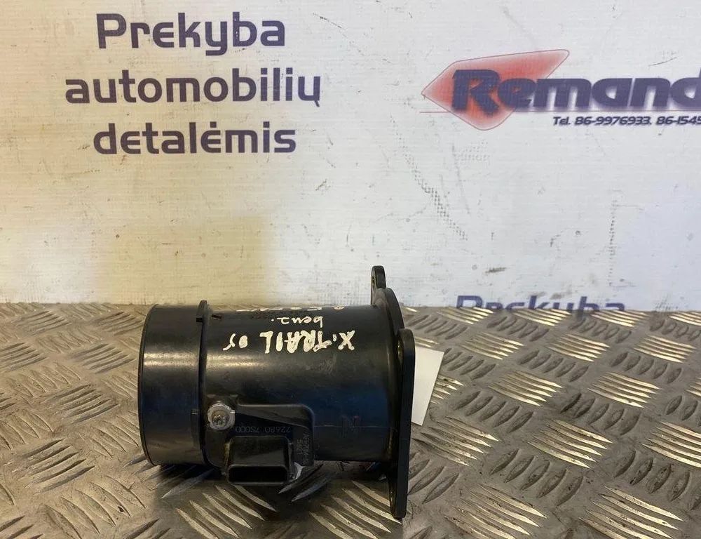 NISSAN X-Trail T30 (2001-2007) Воздухомер воздушного фильтра AFH70M,226807S000 31592605