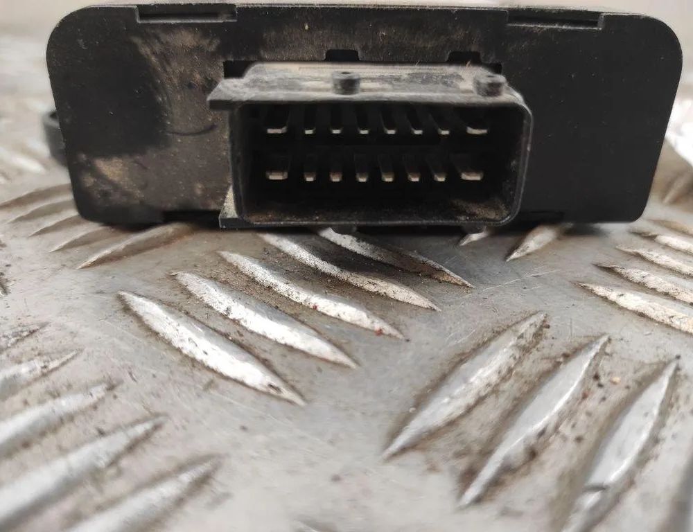 PEUGEOT 307 1 generation (2001-2008) Управление топливным насосом 09733029903 31594284