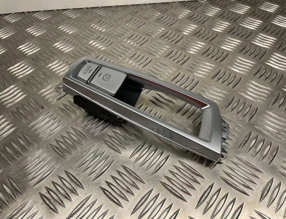 BMW 5 Series F10/F11 (2009-2017) Кнопка ручного гальма 9217594 30997026