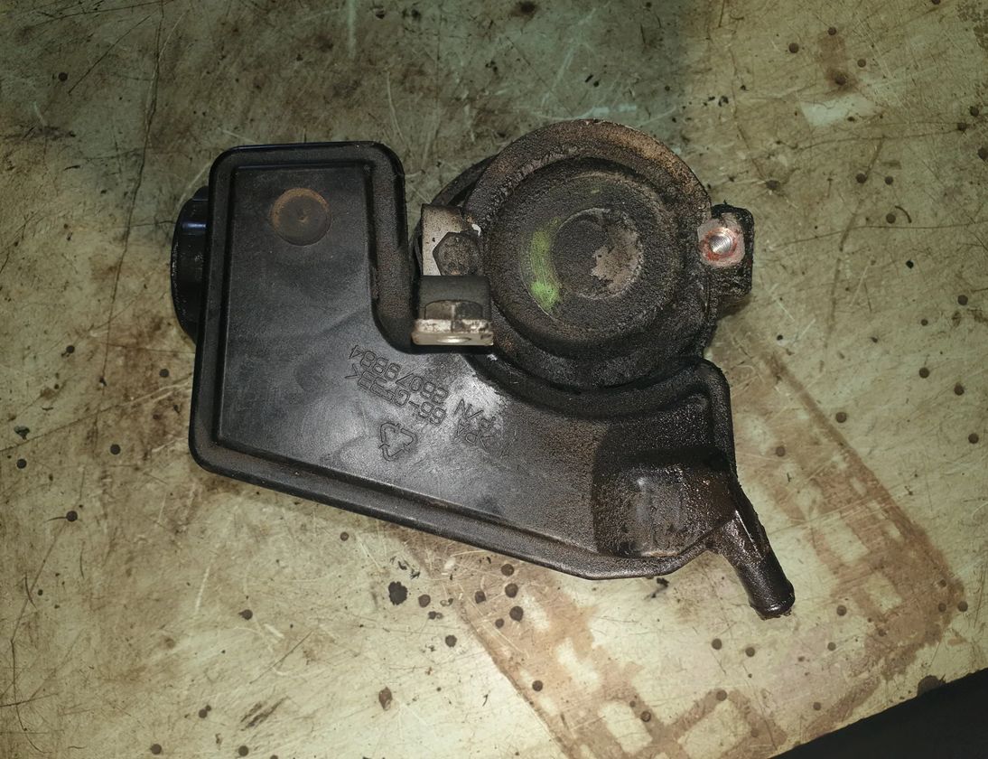 CITROËN Xsara 1 generation (1997-2004) Насос гидроусилителя 24832262