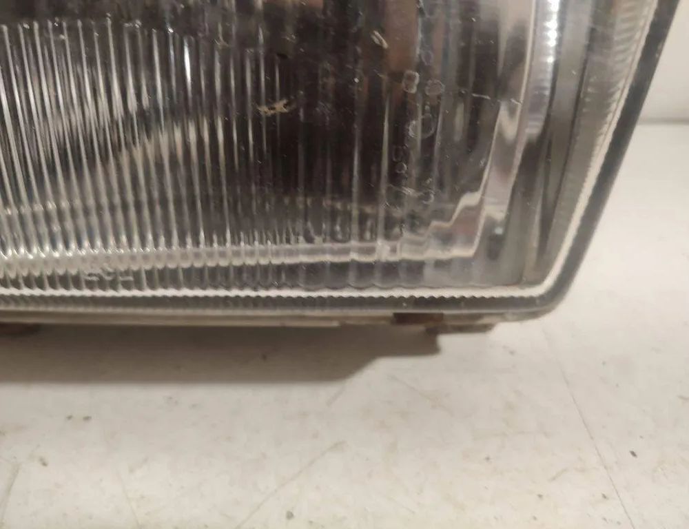 SEAT Ibiza 1 generation (1984-1993) Фара передняя левая 31511866