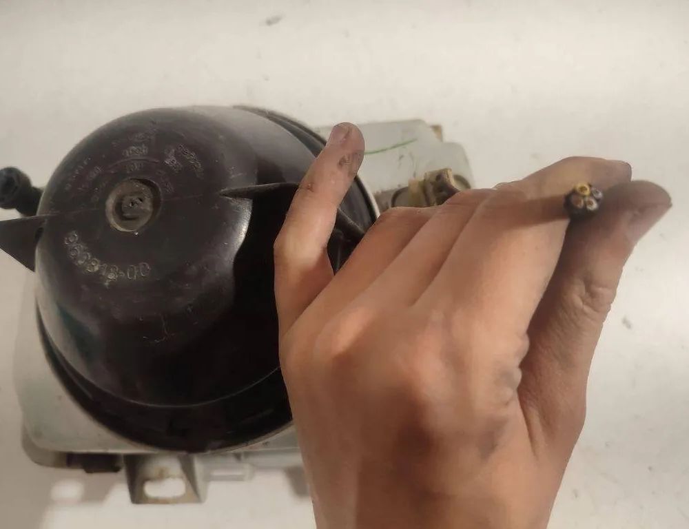 SEAT Ibiza 1 generation (1984-1993) Фара передняя левая 31511866