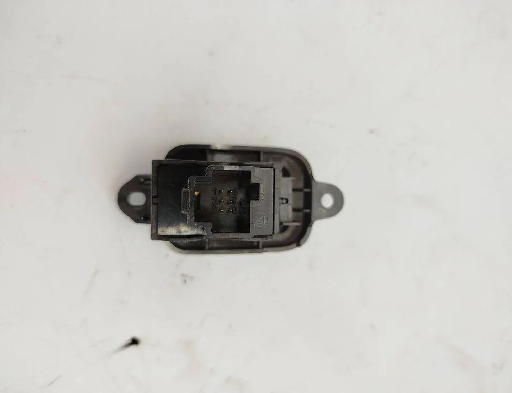 VOLVO V50 1 generation (2003-2012) Кнопка стеклоподъемника задней правой двери 30774163 31948479