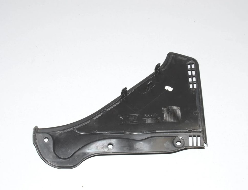 BMW 5 Series F10/F11 (2009-2017) Обшивка капота склоочисника 51717216977,7216977 14135293