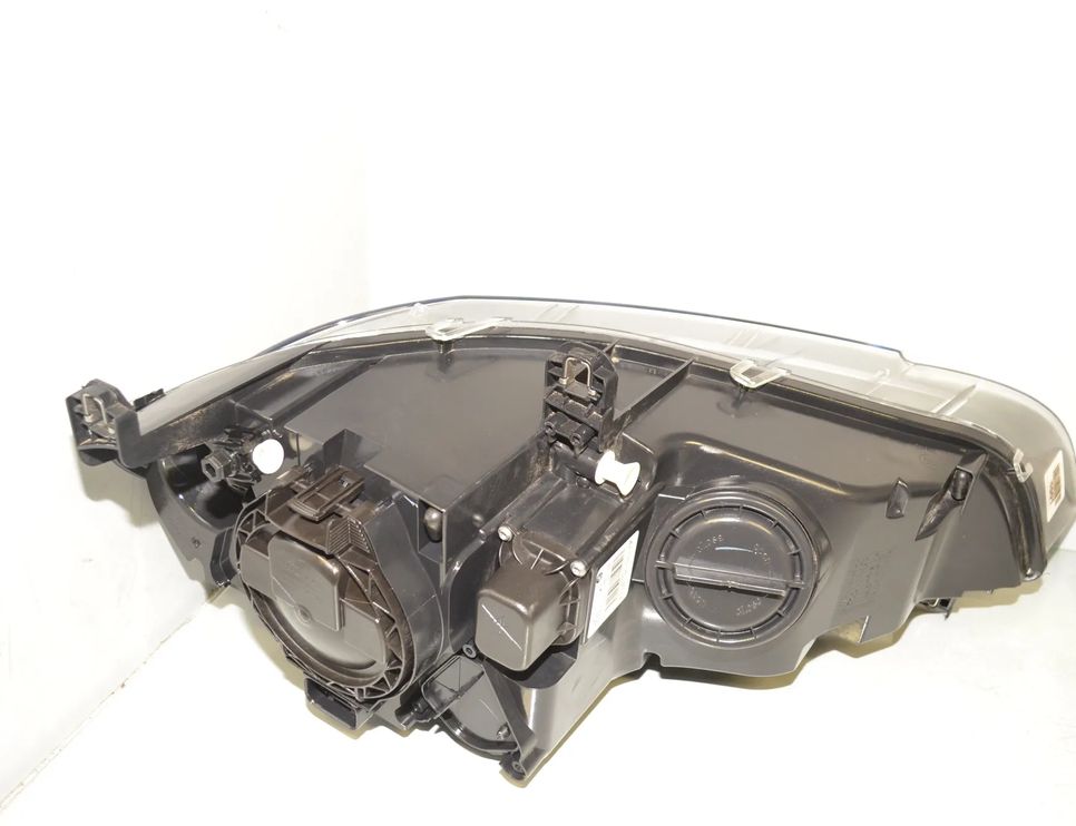 BMW X5 E70 (2006-2013) Комплект передних фар 7278045,7278046,63127278045,63127158927,7158927,63127278046,63127158928,7158928 27791000