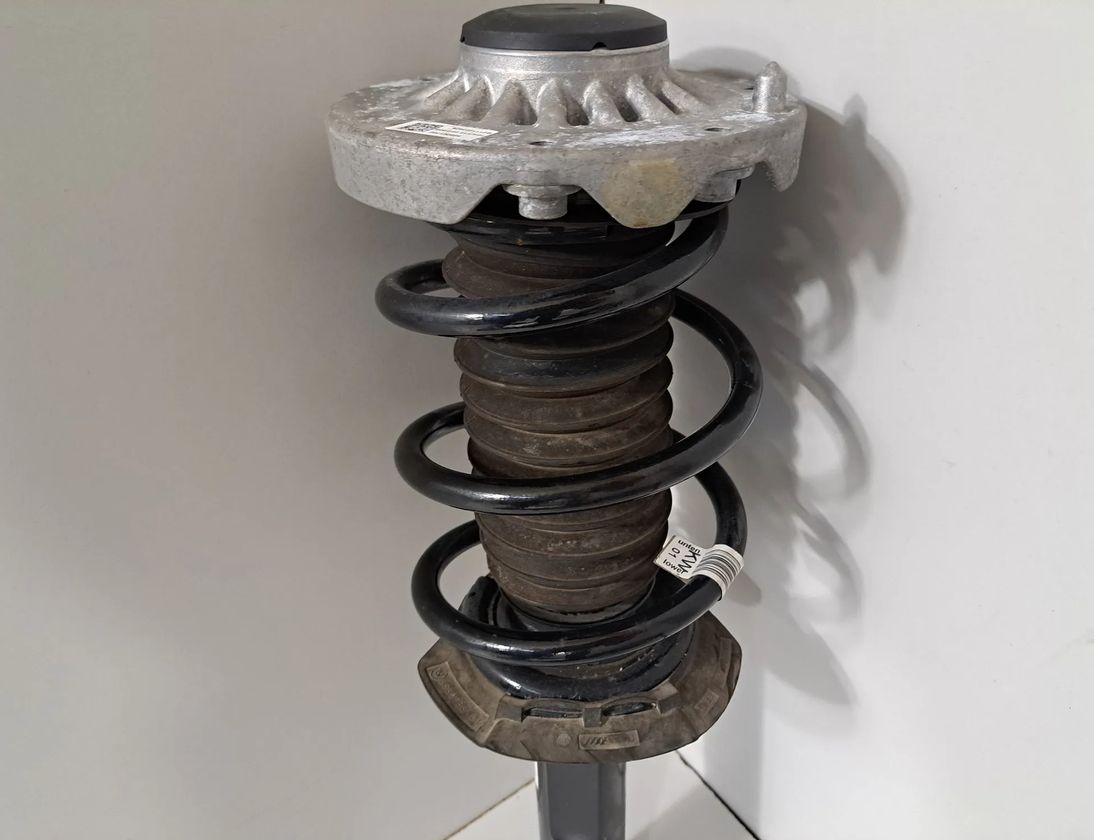 BMW X2 F39 (2017-2023) Амортизатор передний левый 6888465,6892617,6873388 27952733