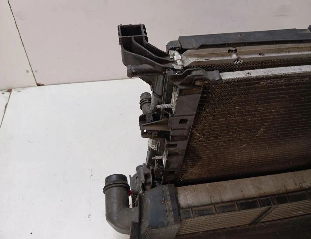 MERCEDES-BENZ GLE W166 (2015-2018) Деталі системи охолодження A2465000454 31131971