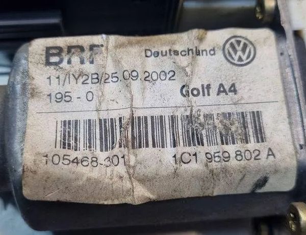 VOLKSWAGEN Golf 5 generation (2003-2009) Маторчик стеклоподъемника передней левой двери 9776105415301,1C1959802A 31070334
