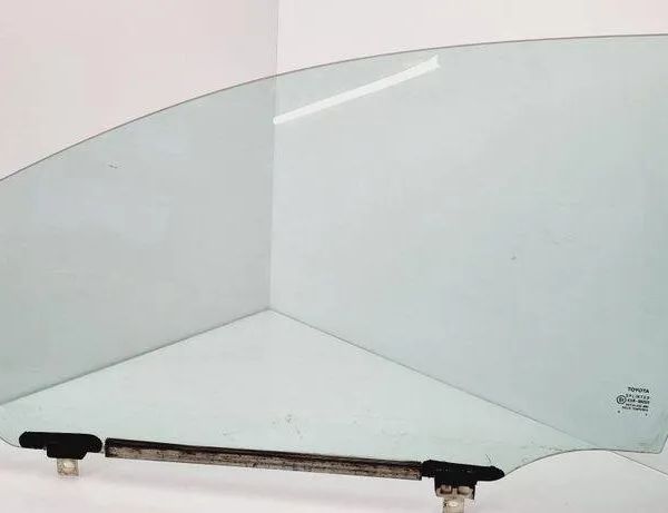 TOYOTA Avensis 2 generation (2002-2009) Скло передньої лівої двері 43R00050 31072648