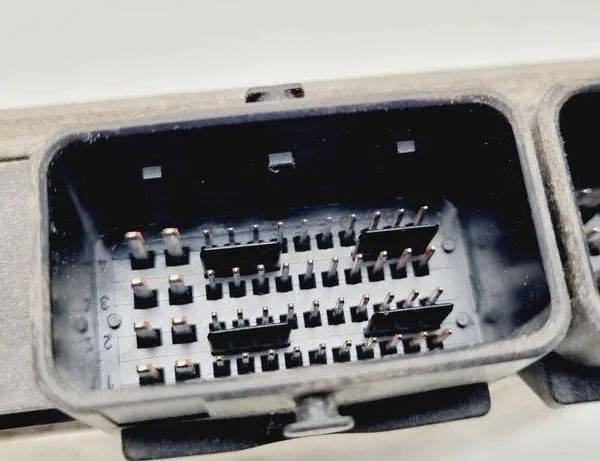 CITROËN Xsara Picasso 1 generation (1999-2010) Блок управления двигателем 0281010595 31080649