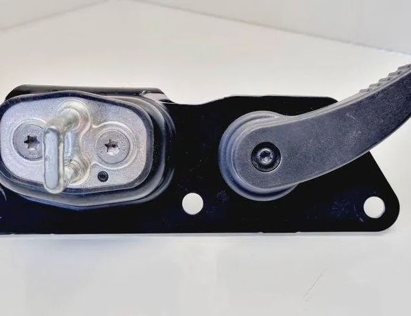 PEUGEOT Expert 2 generation (2007-2020) Ліва задня внутрішня ручка відкривання 31090690