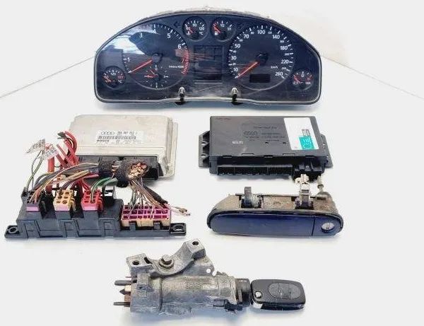 AUDI A6 C6/4F (2004-2011) Комплект ЕБУ двигуна 3B0907552J 31099286