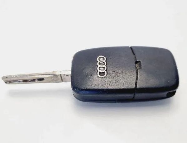 AUDI A6 C6/4F (2004-2011) Комплект ЕБУ двигуна 3B0907552J 31099286