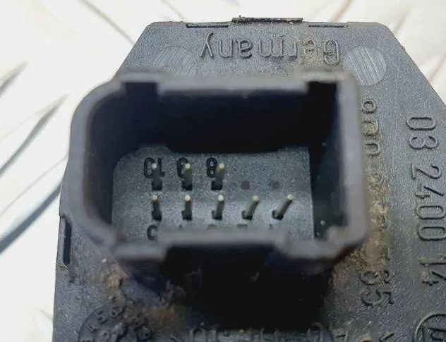 AUDI A4 B5/8D (1994-2001) Переключатель регулировки зеркала 8D0959565 31119241