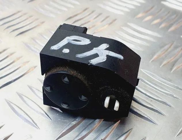 AUDI A4 B5/8D (1994-2001) Переключатель регулировки зеркала 8D0959565 31119241