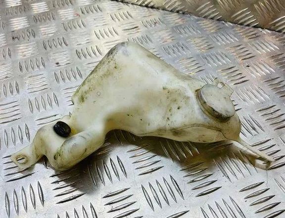 BMW 5 Series E39 (1995-2004) Бачок омывателя 61668361443 31812076