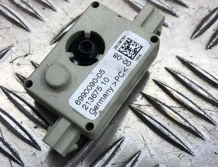 BMW X3 E83 (2003-2010) Антенный модуль 699009005 31819441