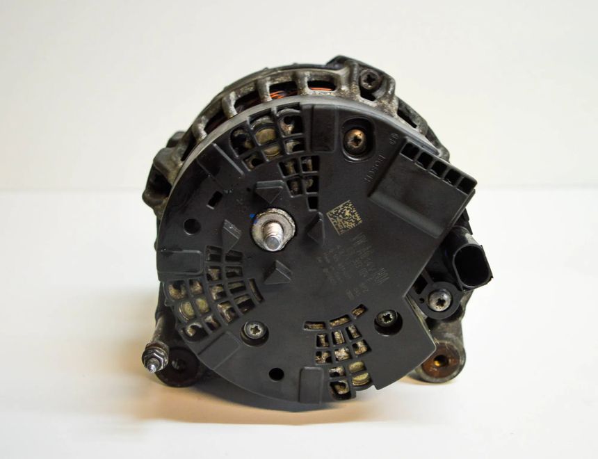 VOLKSWAGEN Passat CC 1 generation (2008-2017) Генератор 03L903024F 13897374